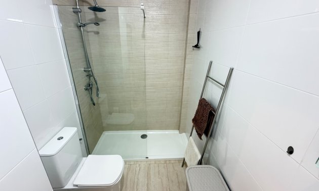 Resale - Townhouse -
Daya Vieja - Daya Vieja - Town