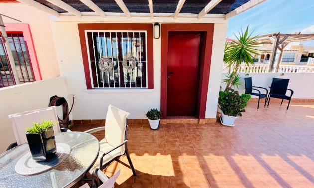 Resale - Townhouse -
Daya Vieja - Daya Vieja - Town