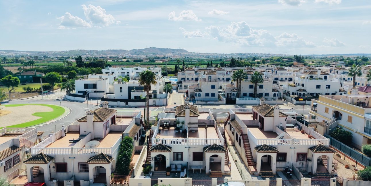 Resale - Townhouse -
Daya Vieja - Daya Vieja - Town