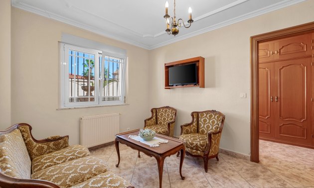 Resale - Villa -
Ciudad Quesada - Ciudad Quesada - Town
