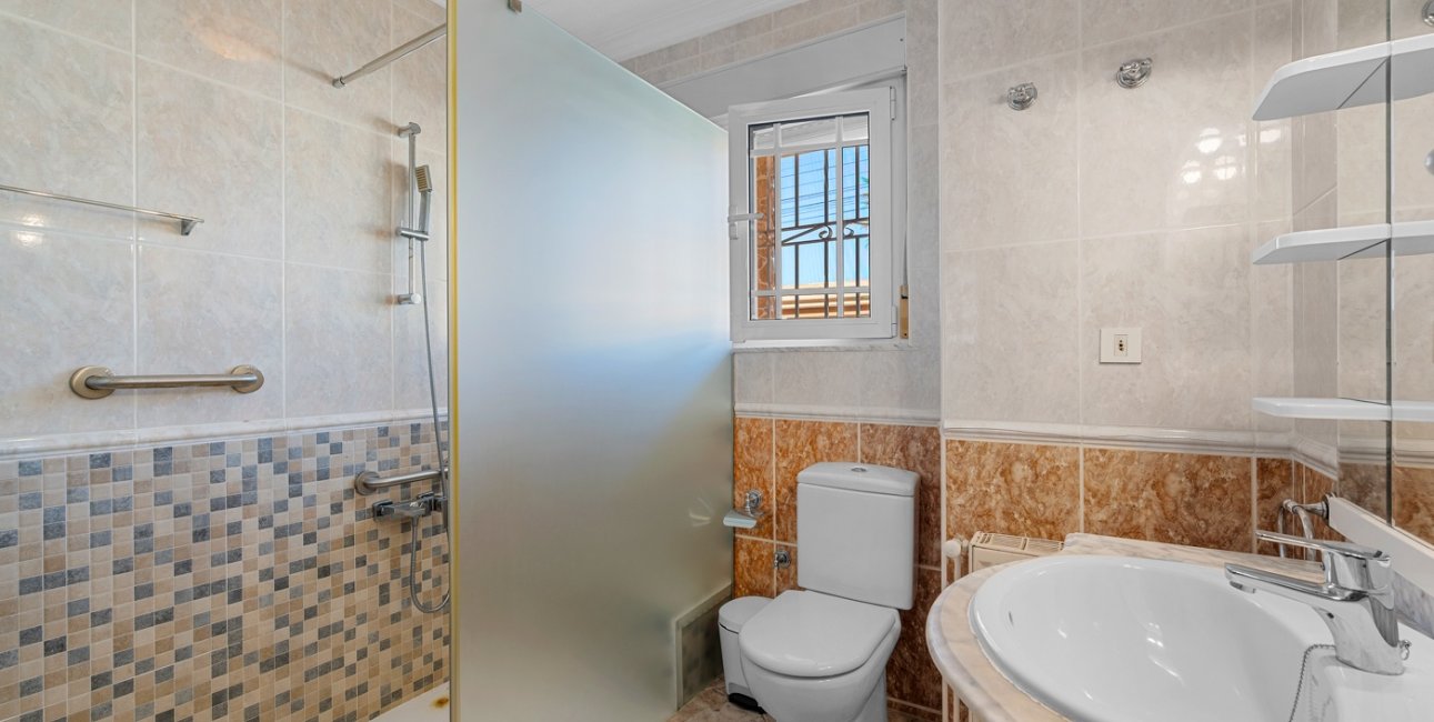 Resale - Villa -
Ciudad Quesada - Ciudad Quesada - Town