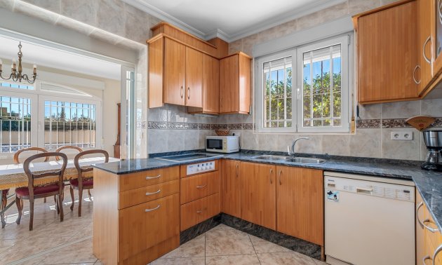 Resale - Villa -
Ciudad Quesada - Ciudad Quesada - Town