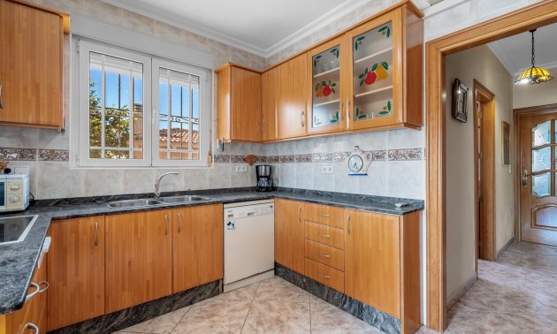 Resale - Villa -
Ciudad Quesada - Ciudad Quesada - Town