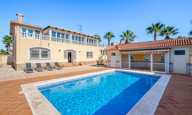 Resale - Villa -
Ciudad Quesada - Ciudad Quesada - Town