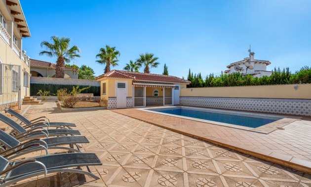 Resale - Villa -
Ciudad Quesada - Ciudad Quesada - Town