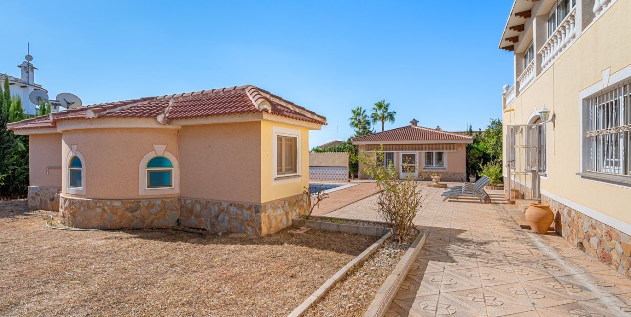 Resale - Villa -
Ciudad Quesada - Ciudad Quesada - Town