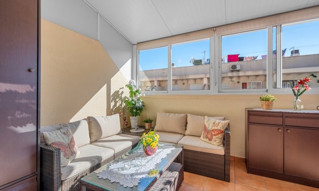 Resale - Apartment / flat -
Torrevieja - Torrevieja - Centre