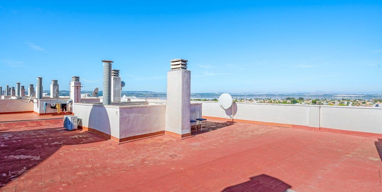 Resale - Apartment / flat -
Torrevieja - Torrevieja - Centre