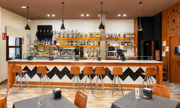 Resale - Local -
Orihuela - LA MURADA