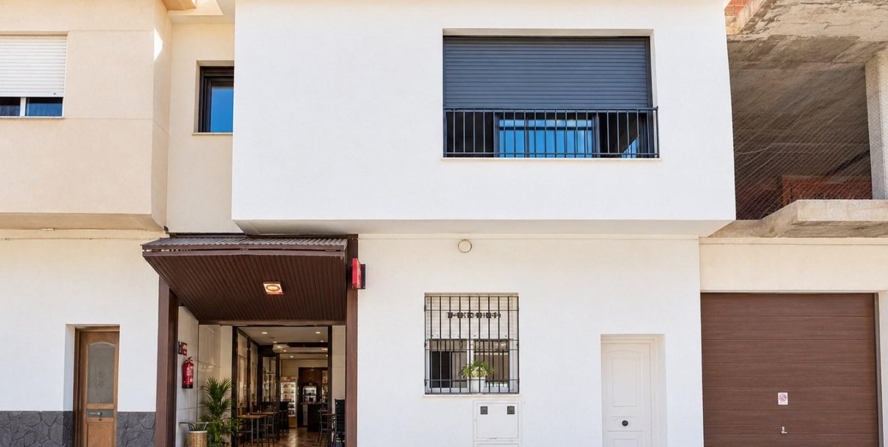 Resale - Local -
Orihuela - LA MURADA