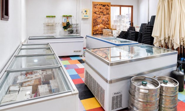 Resale - Local -
Orihuela - LA MURADA