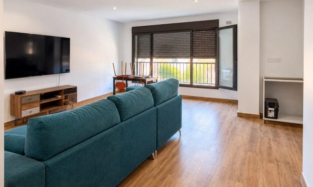 Resale - Local -
Orihuela - LA MURADA