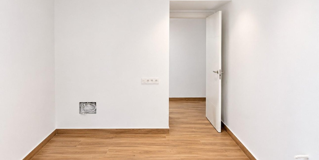 Resale - Local -
Orihuela - LA MURADA