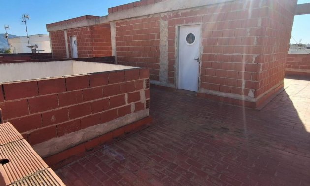 Resale - Local -
Orihuela - LA MURADA