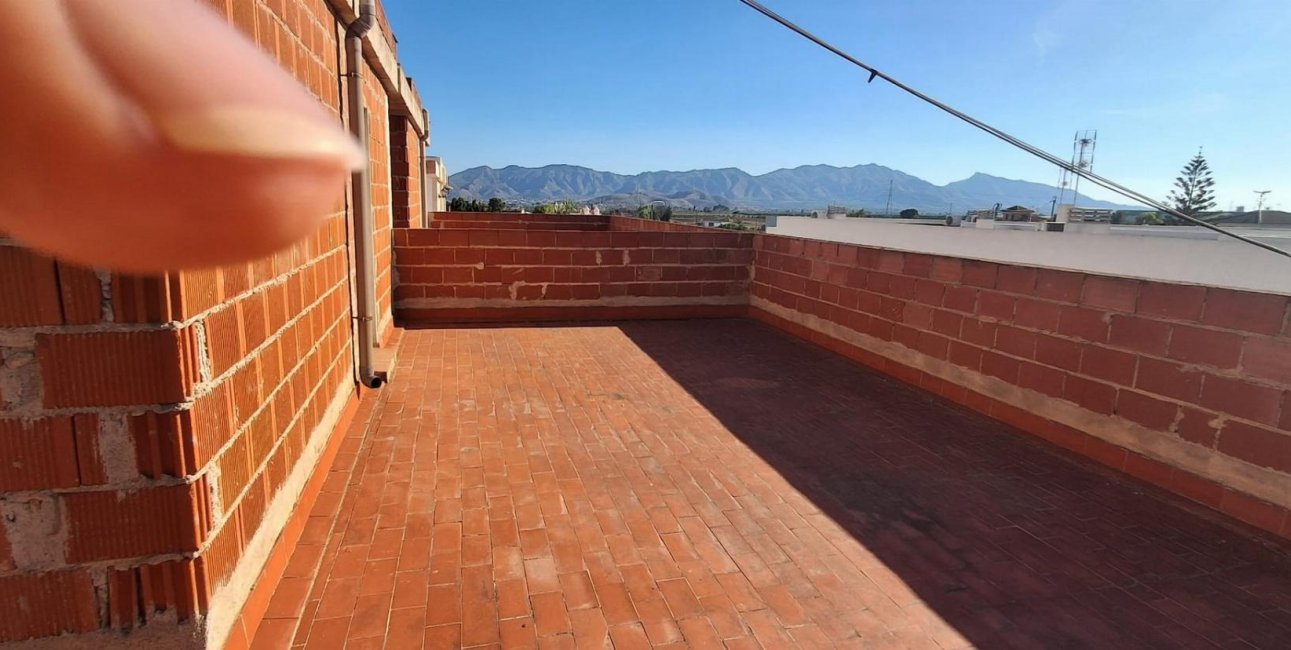 Resale - Local -
Orihuela - LA MURADA