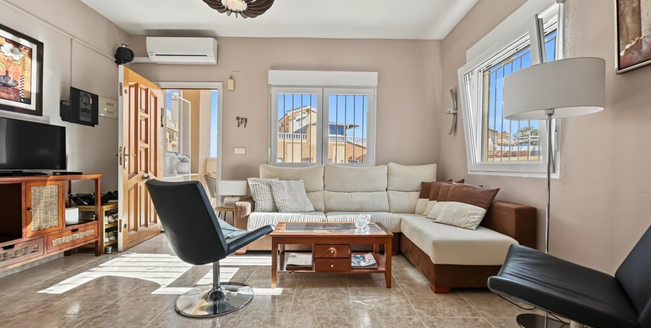 Resale - Bungalow -
Orihuela Costa - Lomas de Don Juan