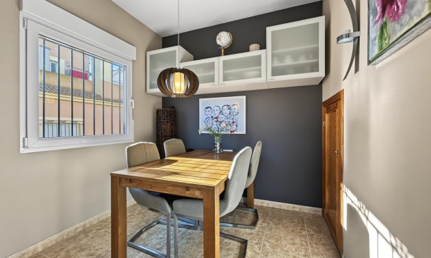Resale - Bungalow -
Orihuela Costa - Lomas de Don Juan