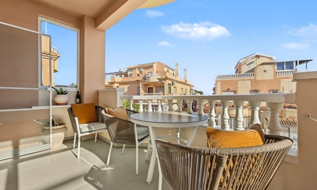 Resale - Bungalow -
Orihuela Costa - Lomas de Don Juan