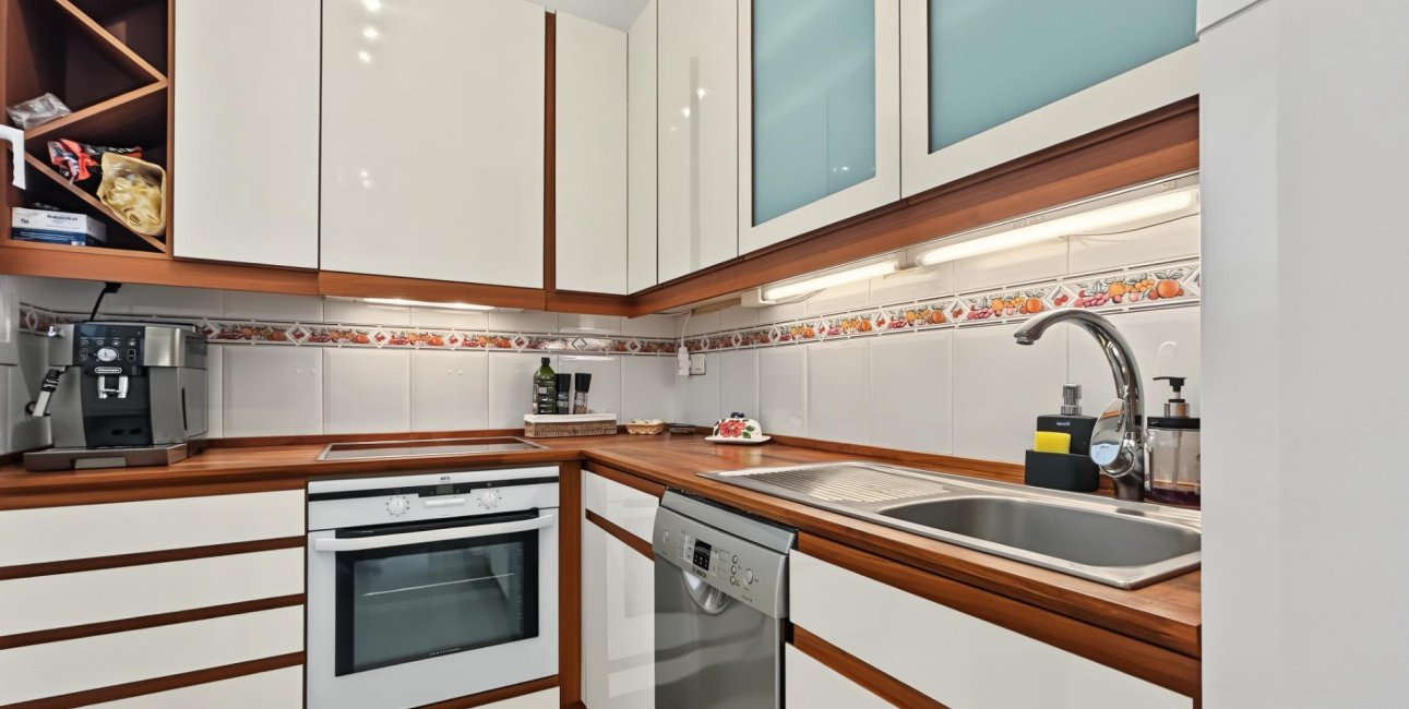 Resale - Bungalow -
Orihuela Costa - Lomas de Don Juan
