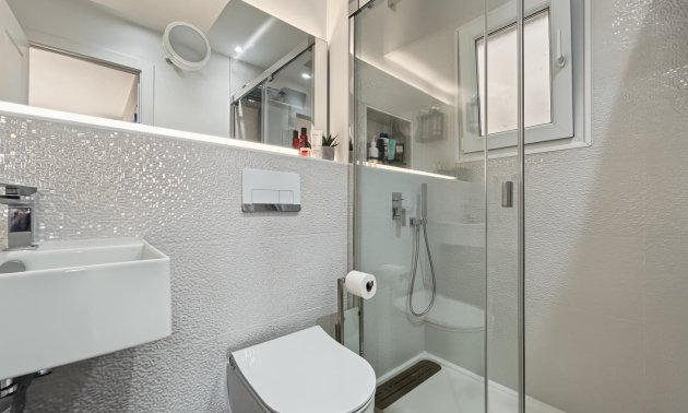 Resale - Bungalow -
Orihuela Costa - Lomas de Don Juan