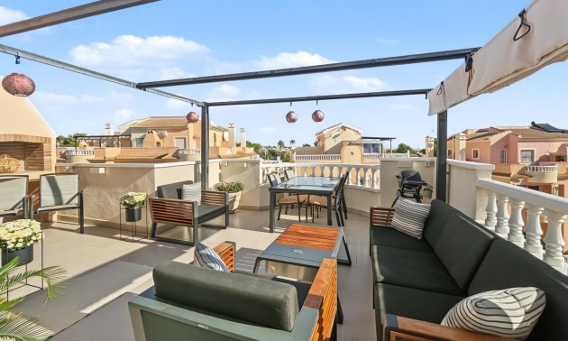 Resale - Bungalow -
Orihuela Costa - Lomas de Don Juan