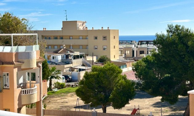 Resale - Bungalow -
Orihuela Costa - Lomas de Don Juan