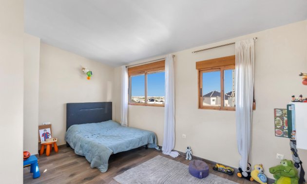 Rynek wtórny - Dupleks -
Torrevieja - Los Balcones - Los Altos del Edén
