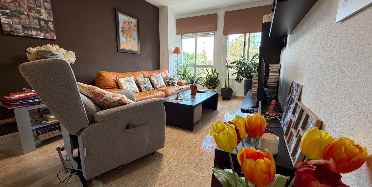 Resale - Apartment / flat -
Pilar de La Horadada - Pilar de La Horadada - Town