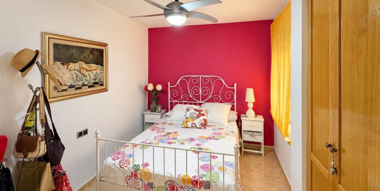 Resale - Apartment / flat -
Pilar de La Horadada - Pilar de La Horadada - Town