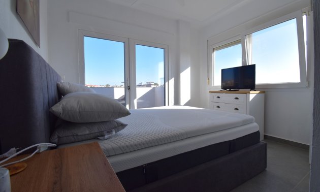 Resale - Apartment / flat -
Orihuela Costa - Las Filipinas