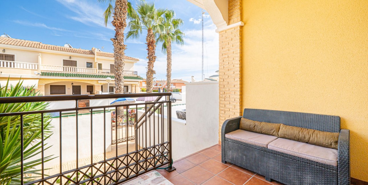 Resale - Townhouse -
Ciudad Quesada - Doña Pepa