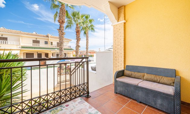 Resale - Townhouse -
Ciudad Quesada - Doña Pepa