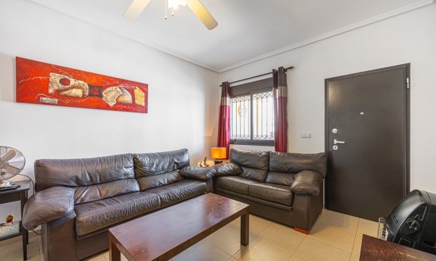 Resale - Townhouse -
Ciudad Quesada - Doña Pepa