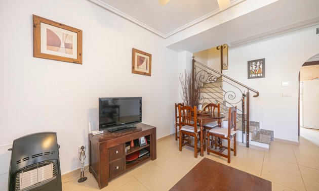 Resale - Townhouse -
Ciudad Quesada - Doña Pepa