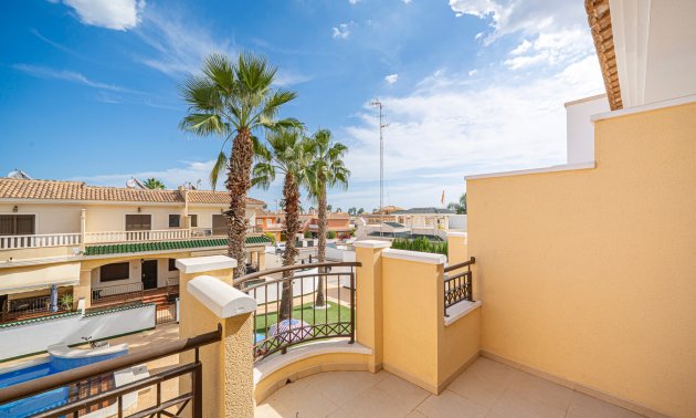 Resale - Townhouse -
Ciudad Quesada - Doña Pepa