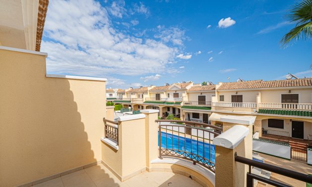 Resale - Townhouse -
Ciudad Quesada - Doña Pepa