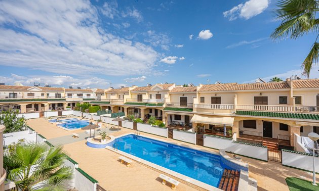 Resale - Townhouse -
Ciudad Quesada - Doña Pepa