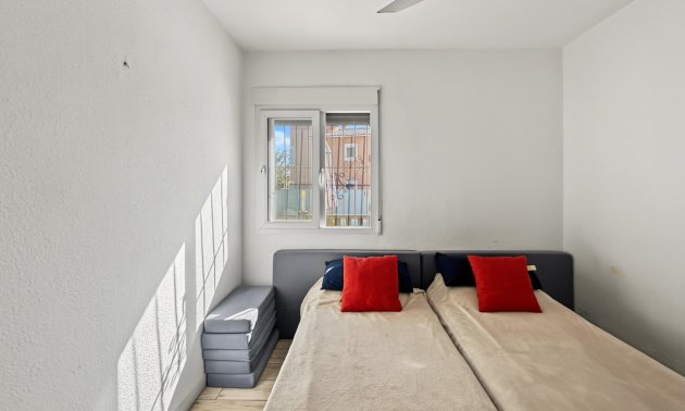 Resale - Villa -
Pilar de la Horadada - Pinar de Campoverde