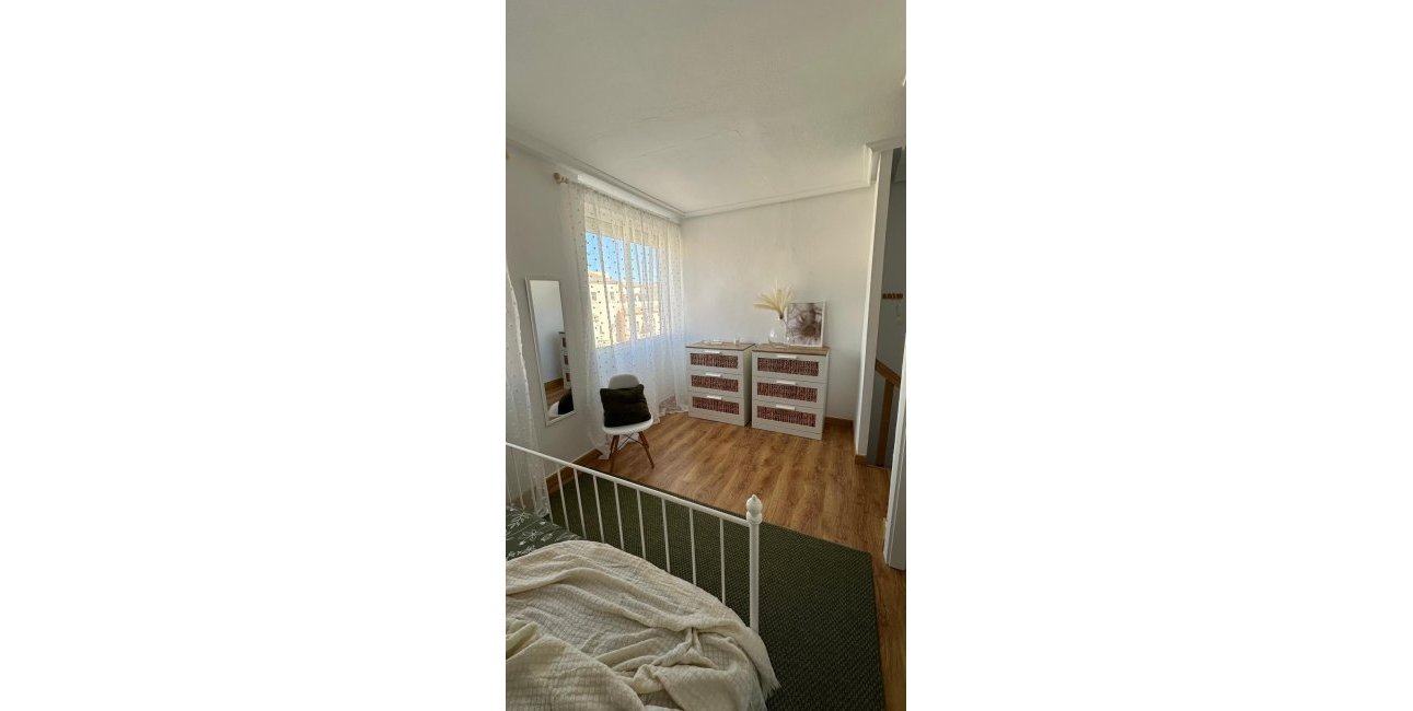 Resale - Villa -
Torrevieja - Playa Flamenca