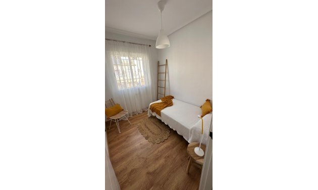 Resale - Villa -
Torrevieja - Playa Flamenca