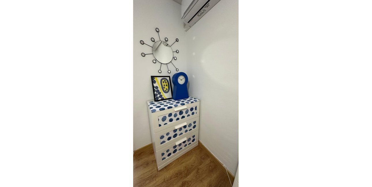 Resale - Villa -
Torrevieja - Playa Flamenca