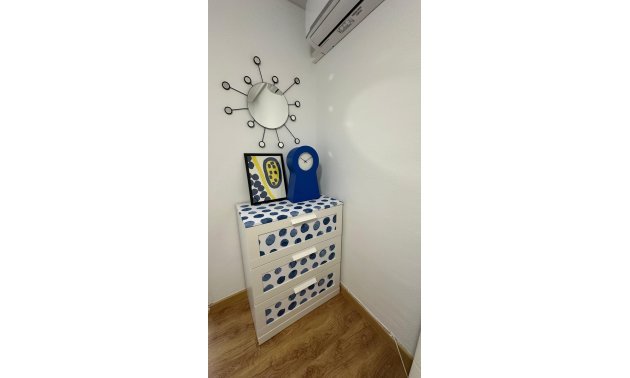 Resale - Villa -
Torrevieja - Playa Flamenca