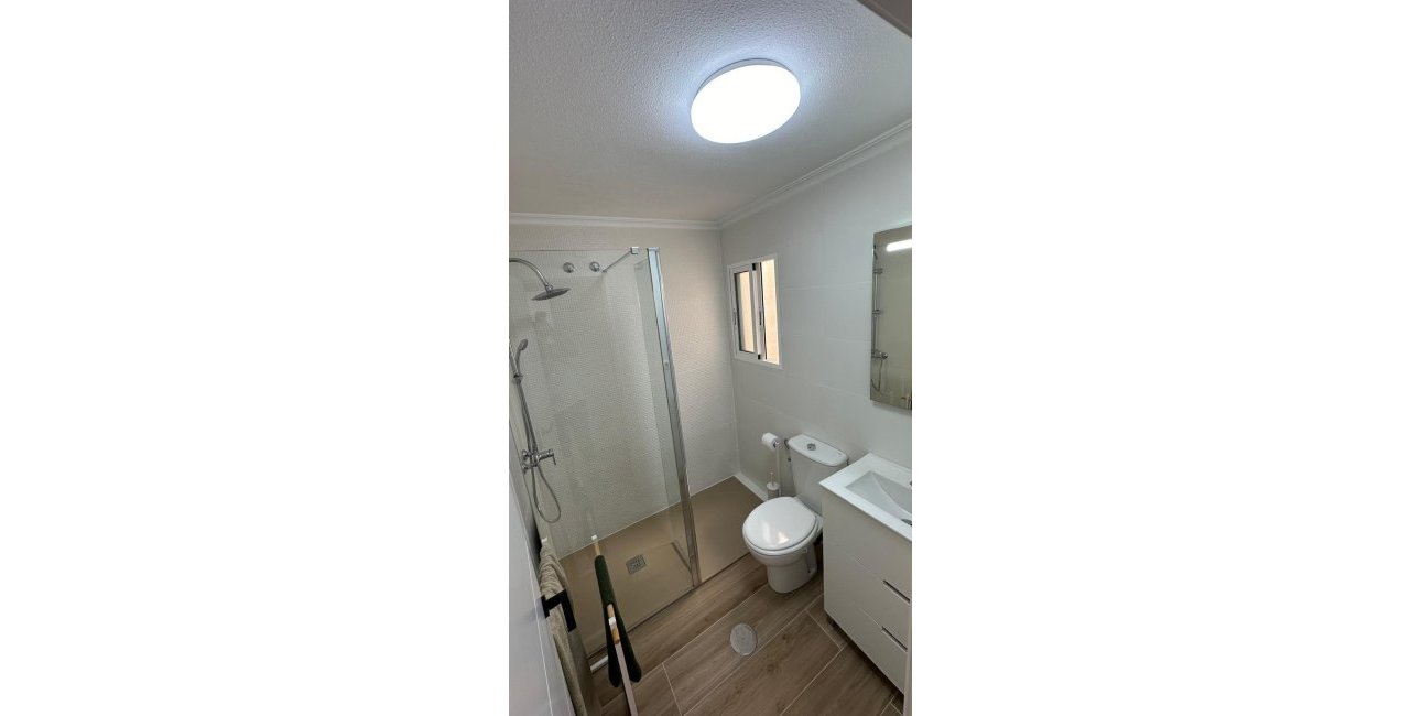 Resale - Villa -
Torrevieja - Playa Flamenca