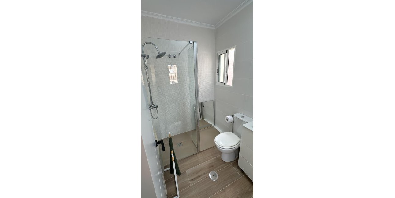 Resale - Villa -
Torrevieja - Playa Flamenca
