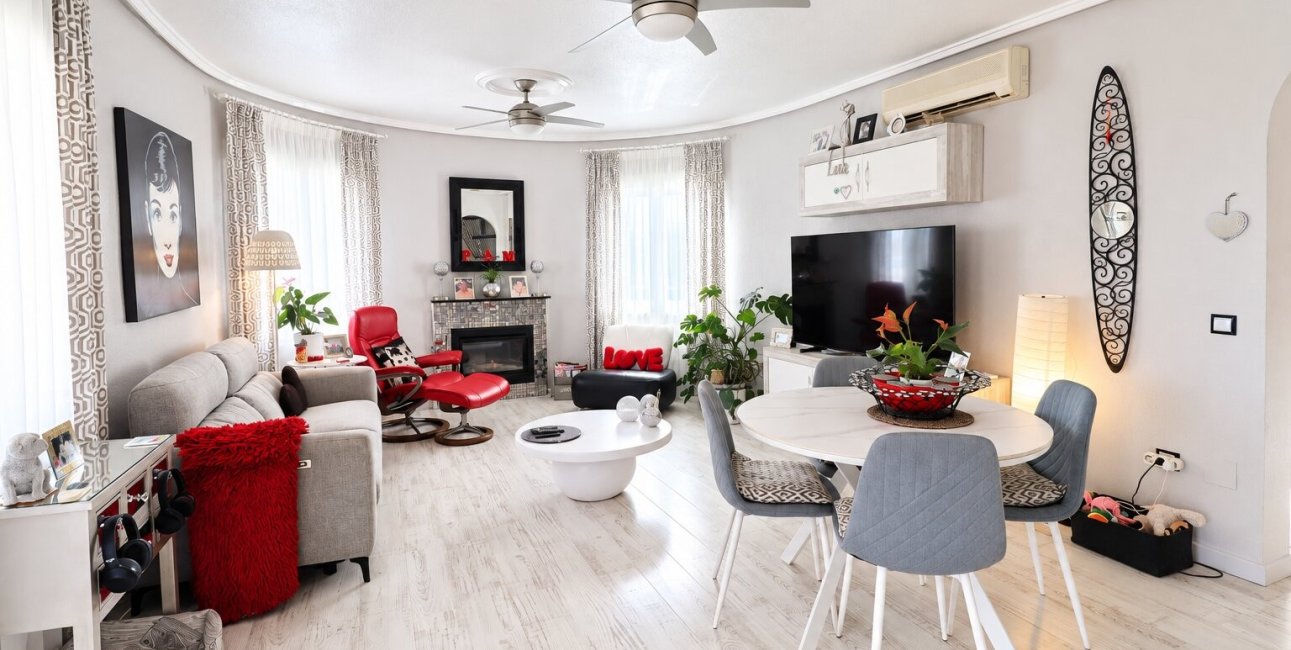 Resale - Villa -
Ciudad Quesada - La Marquesa