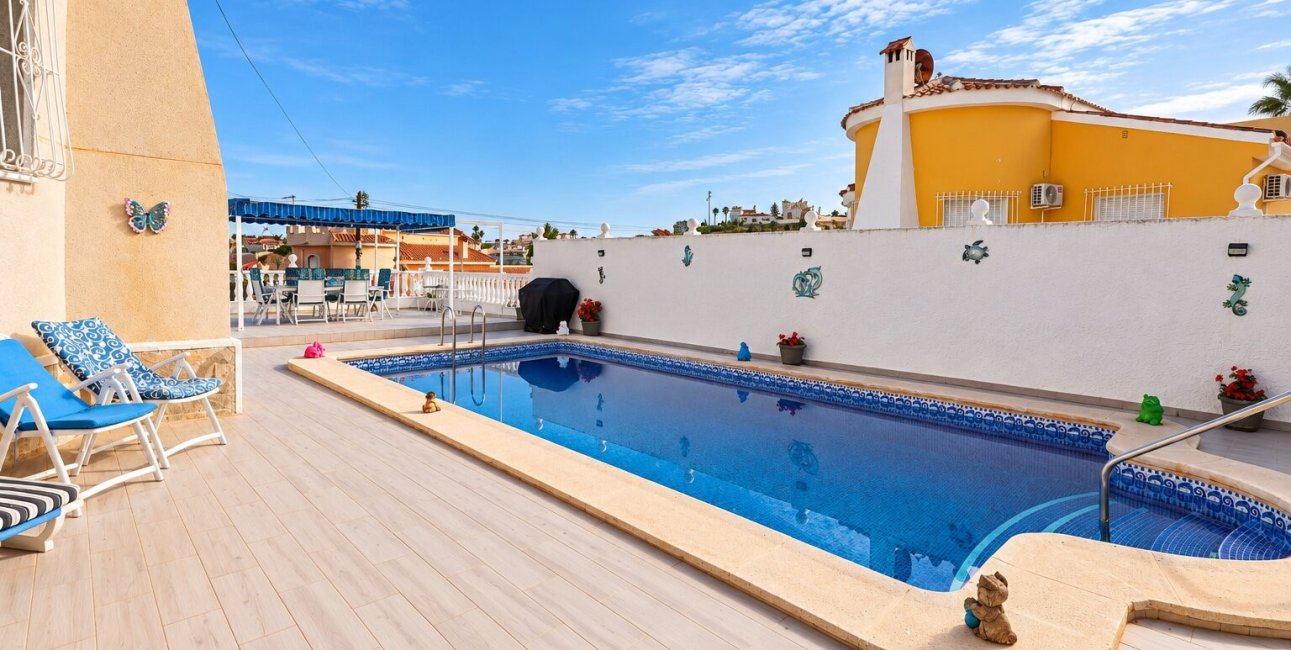 Resale - Villa -
Ciudad Quesada - La Marquesa
