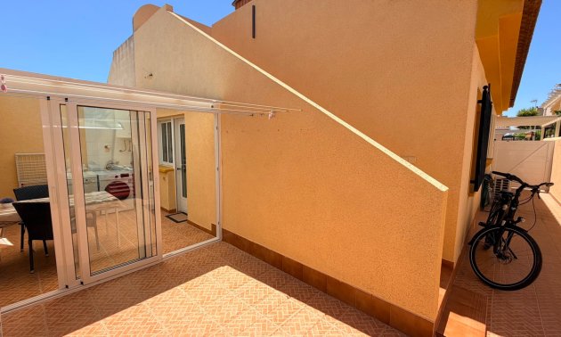 Resale - Townhouse -
Los Montesinos - Montesol Villas