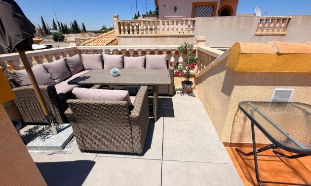 Resale - Townhouse -
Los Montesinos - Montesol Villas