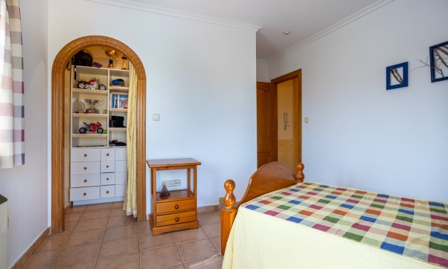Reventa - Finca -
Elche - Elche - La Hoya