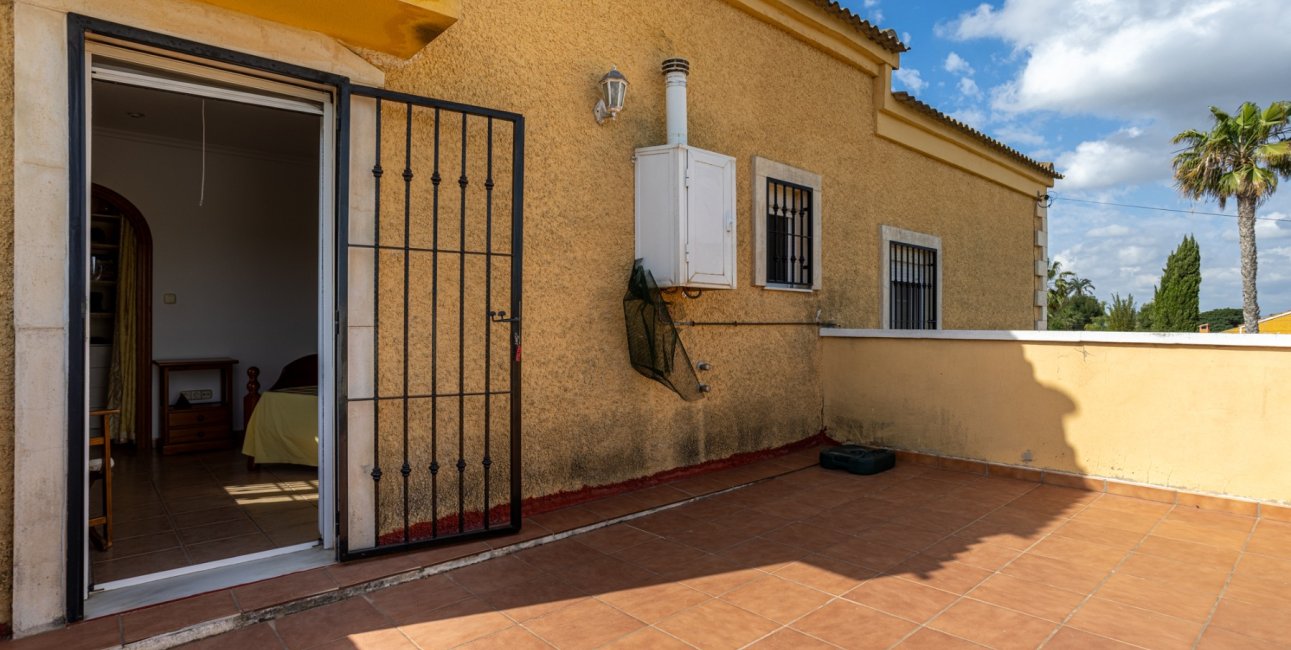 Reventa - Finca -
Elche - Elche - La Hoya